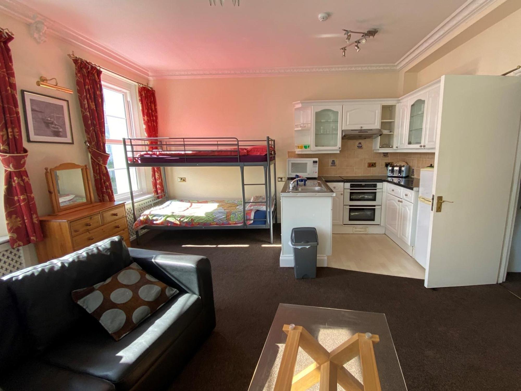 Belgravia Luxury Holiday Apartments Torquay Room photo