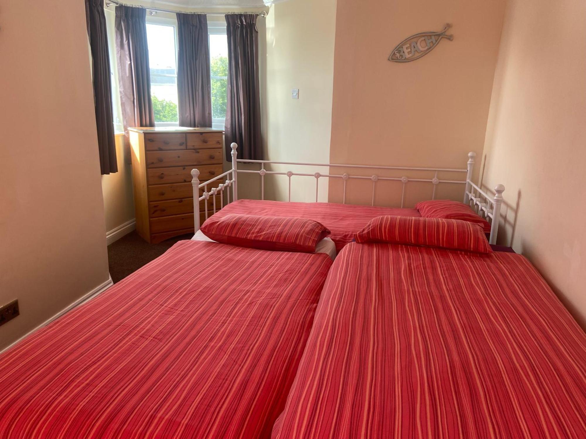 Belgravia Luxury Holiday Apartments Torquay Room photo