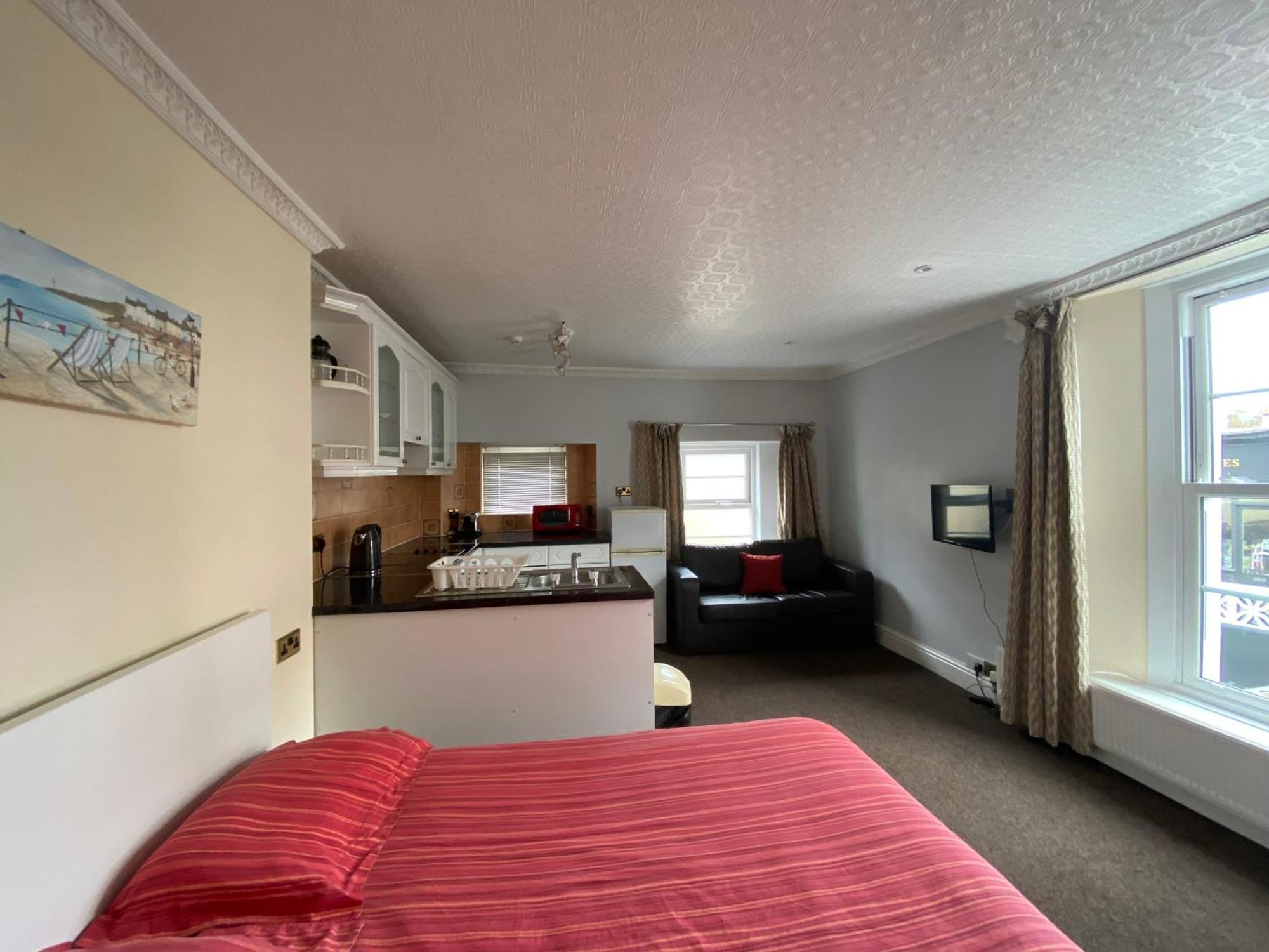 Belgravia Luxury Holiday Apartments Torquay Room photo